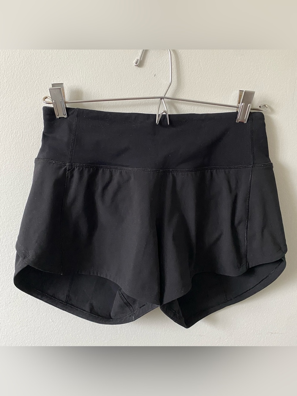 LULULEMON Black Speed Up Short Long Size 2